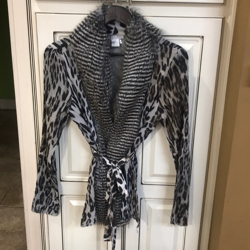 Alberto Makali Black and Gray Leopard-Print Belted Cardigan